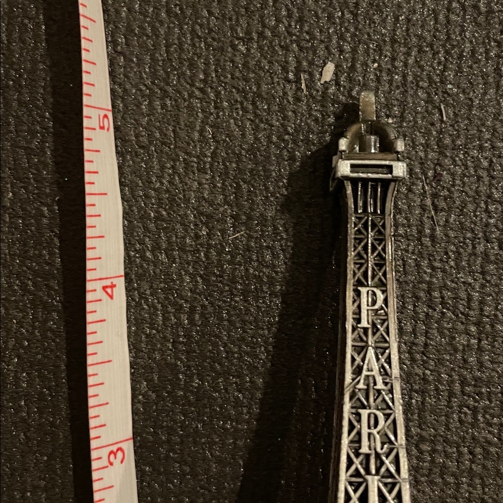 Eiffel Tower Metal Decor - Picture 5 of 5